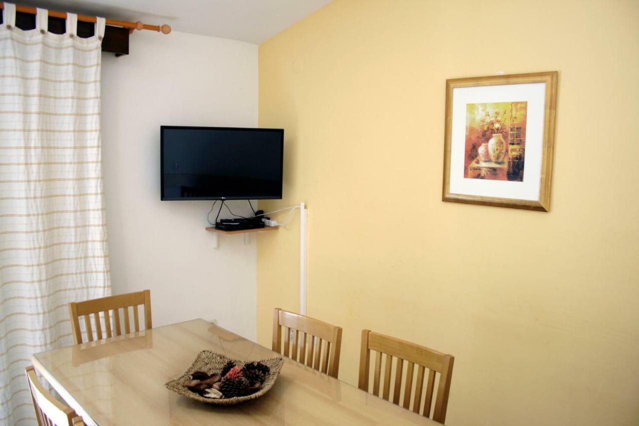 Apartments Villa Zvonimir Slatine Bagian luar foto